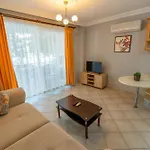 Sunset Aqua Lettings 페티예