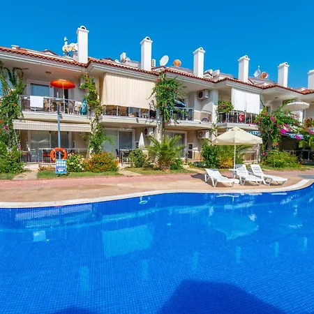Sunset Aqua Lettings Apartahotel *