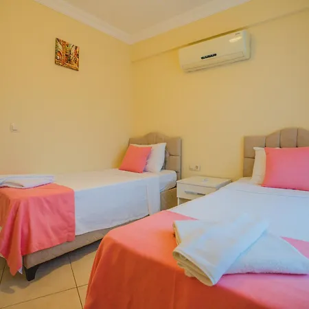 Apartahotel Sunset Aqua Lettings *
