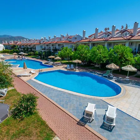 Sunset Aqua Lettings Apartahotel