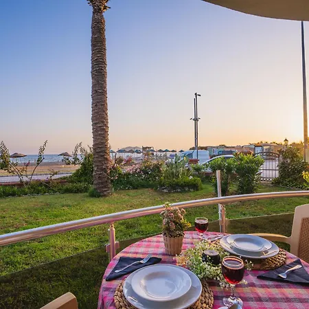 Sunset Aqua Lettings Hotel de apartamente