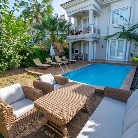 Sunset Aqua Lettings *