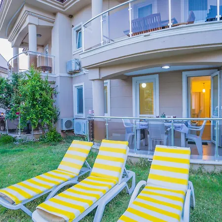 Sunset Aqua Lettings Aparthotel