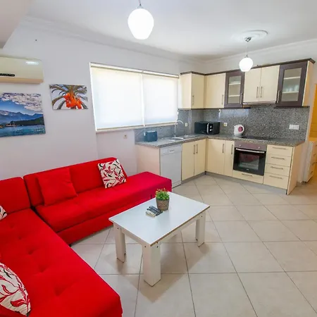 Hotel apartamentowy Sunset Aqua Lettings