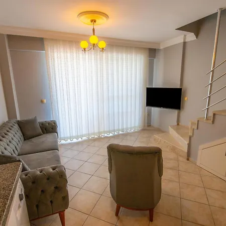 Sunset Aqua Lettings Hotel apartamentowy